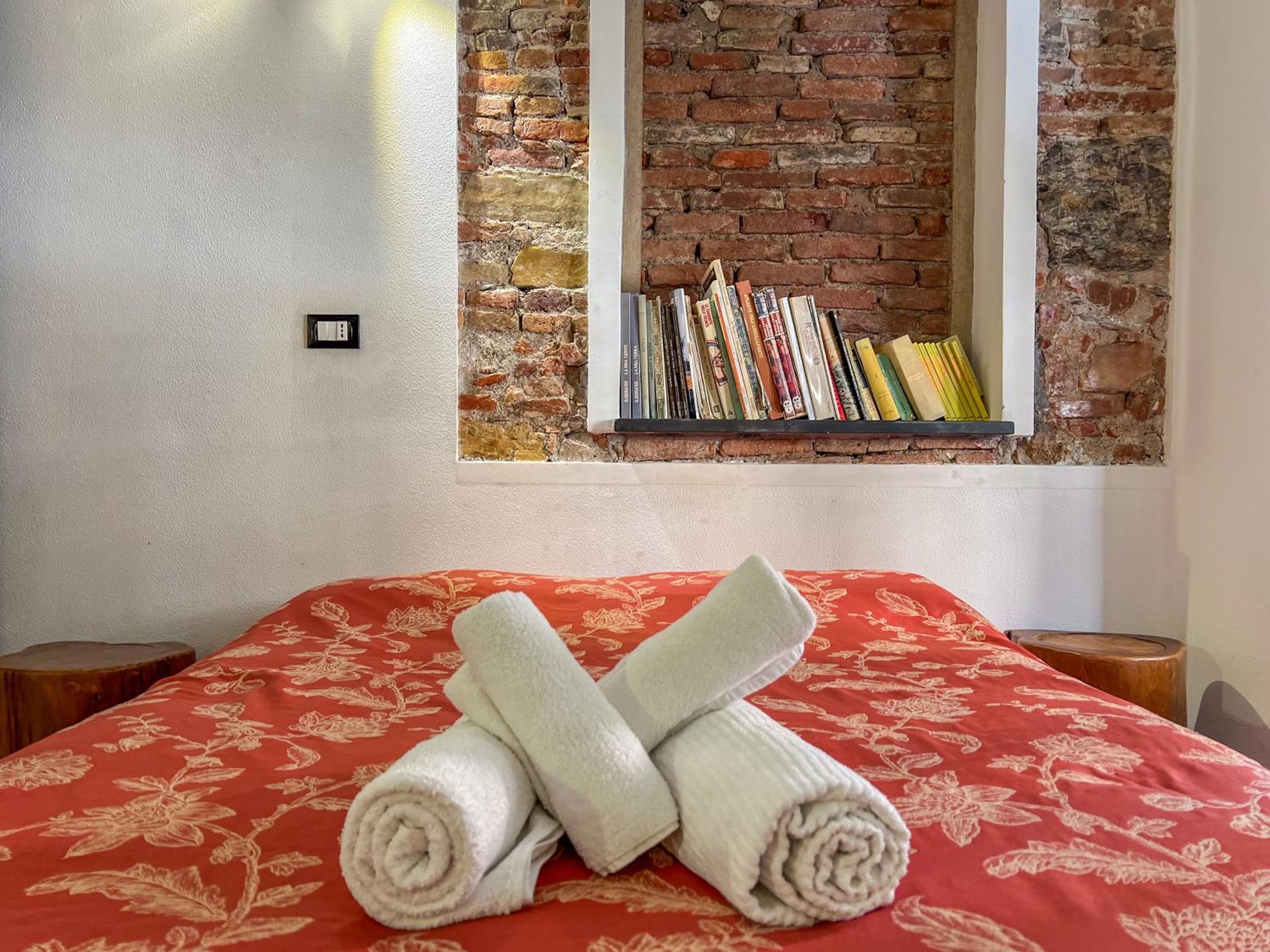 Lovingenoa Ducale Cast Iron Appartement Gênes